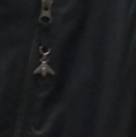 Burton Winter Hiking Snow Jacket with Lots Of Compartments For Personal Storage - Picture 14 of 14